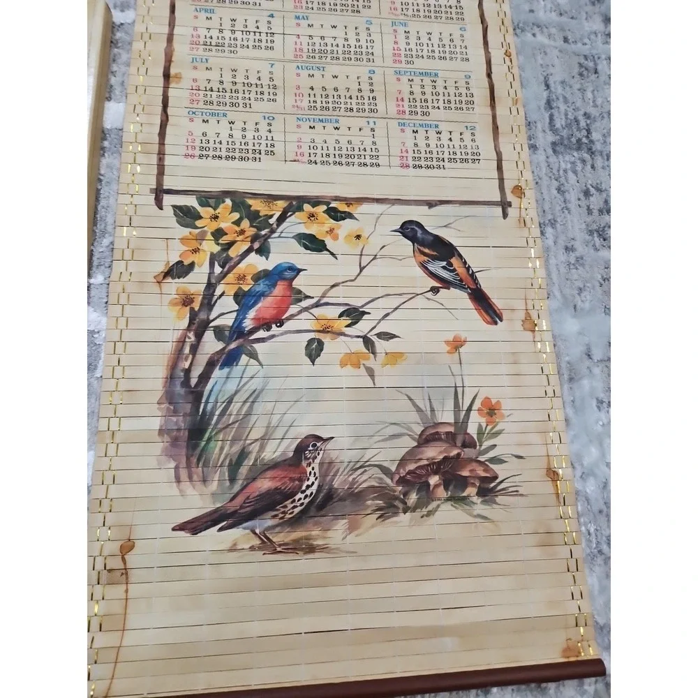 Vintage‎ 1986 Wooden Scroll Calendar Cane Wall Hanging Floral Scene Birds